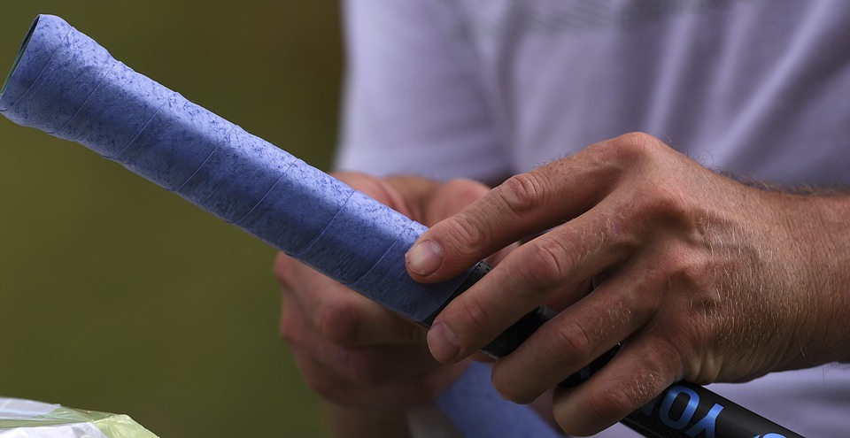 Types of Tennis Grips, Explained