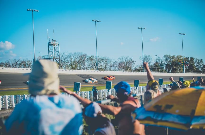 Tips for Planning a Vacation to the Races